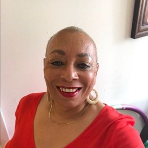 Meet your Posher, Joyce